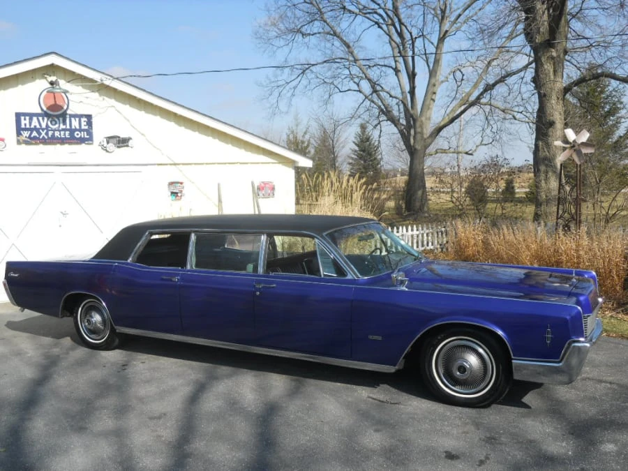 1966 Lincoln Continental 4th Gen - Image 2 of 6