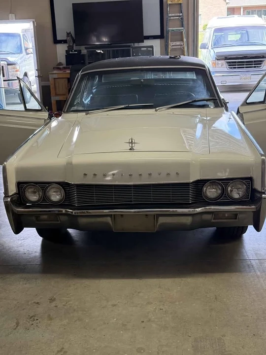1966 Lincoln Continental 4th Gen - Image 14 of 20