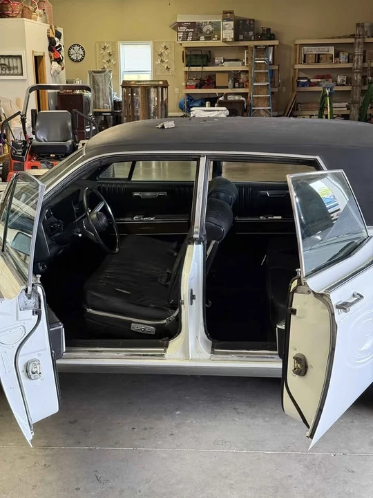 1966 Lincoln Continental 4th Gen - Image 5 of 20