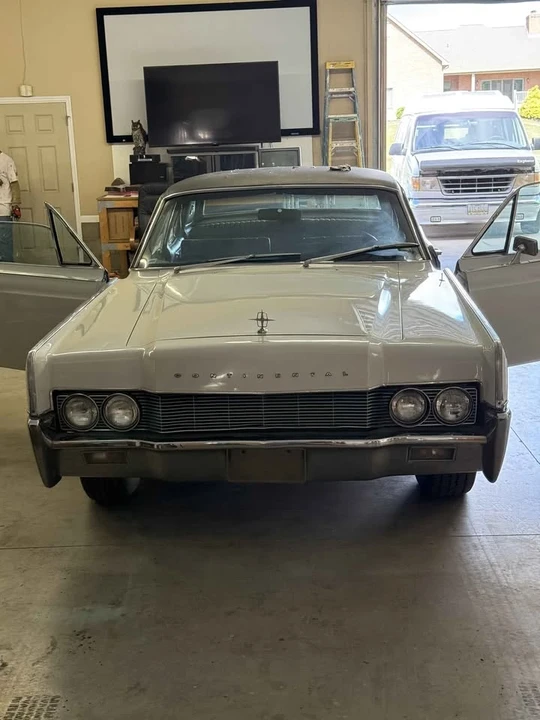 1966 Lincoln Continental 4th Gen - Image 4 of 20