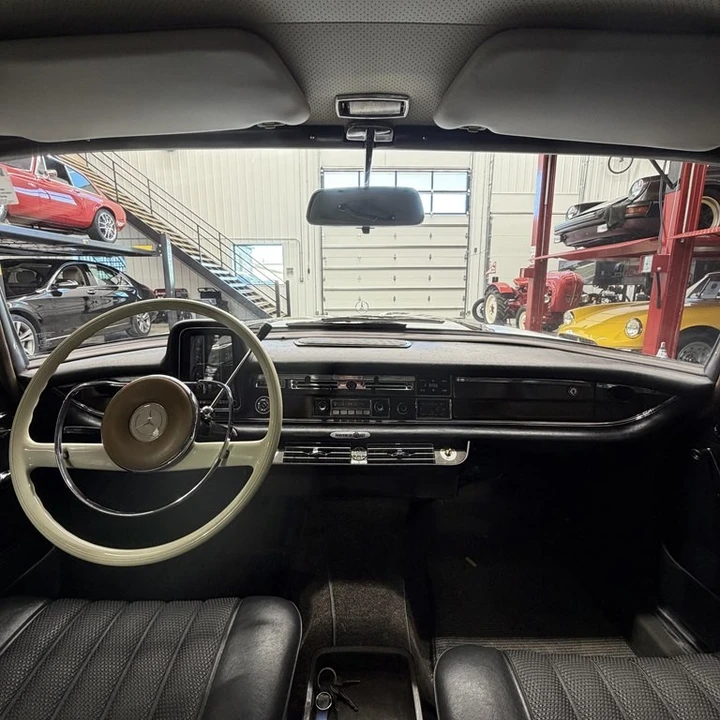 1966 Mercedes-Benz W110 - Image 10 of 20
