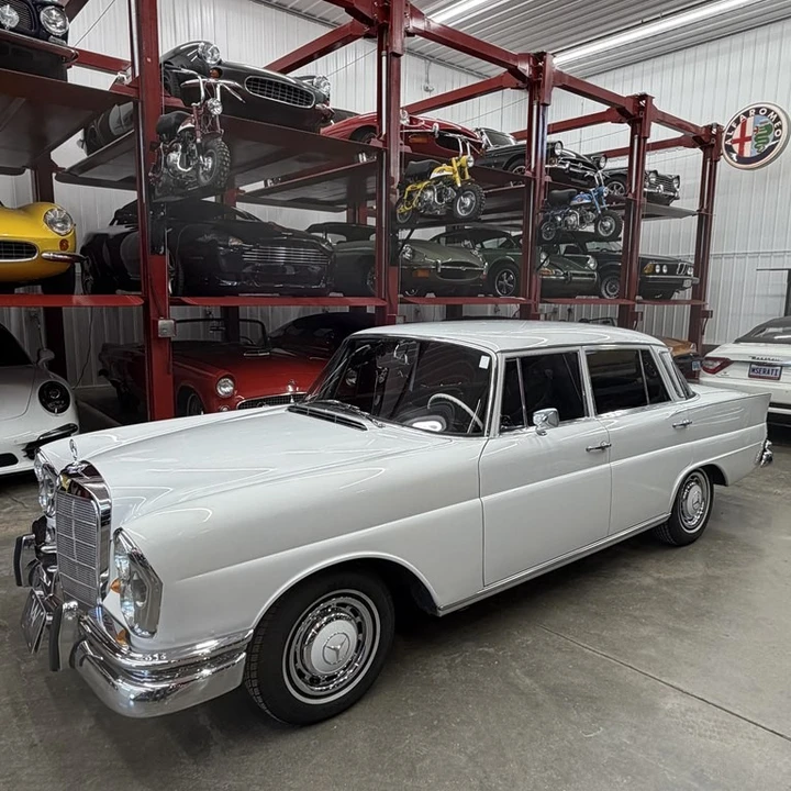 1966 Mercedes-Benz W110 - Image 2 of 20