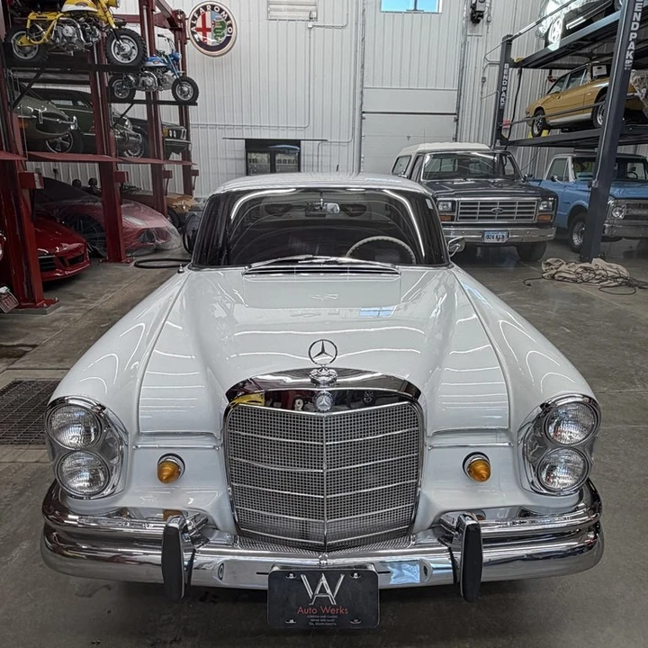 1966 Mercedes-Benz W110 - Image 3 of 20