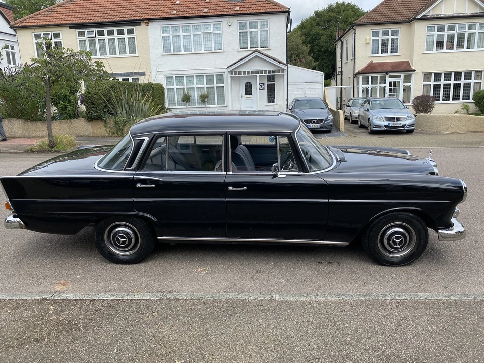 1966 Mercedes-Benz W110 - Image 15 of 31