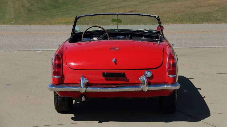 1966 MG MGB Roadster - Image 13 of 19