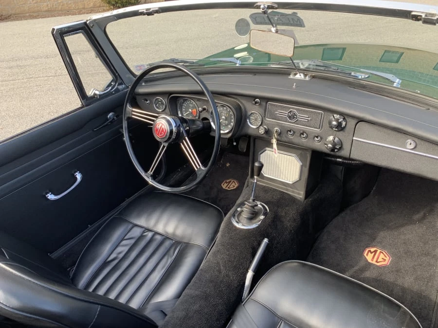 1966 MG MGB Roadster - Image 4 of 10