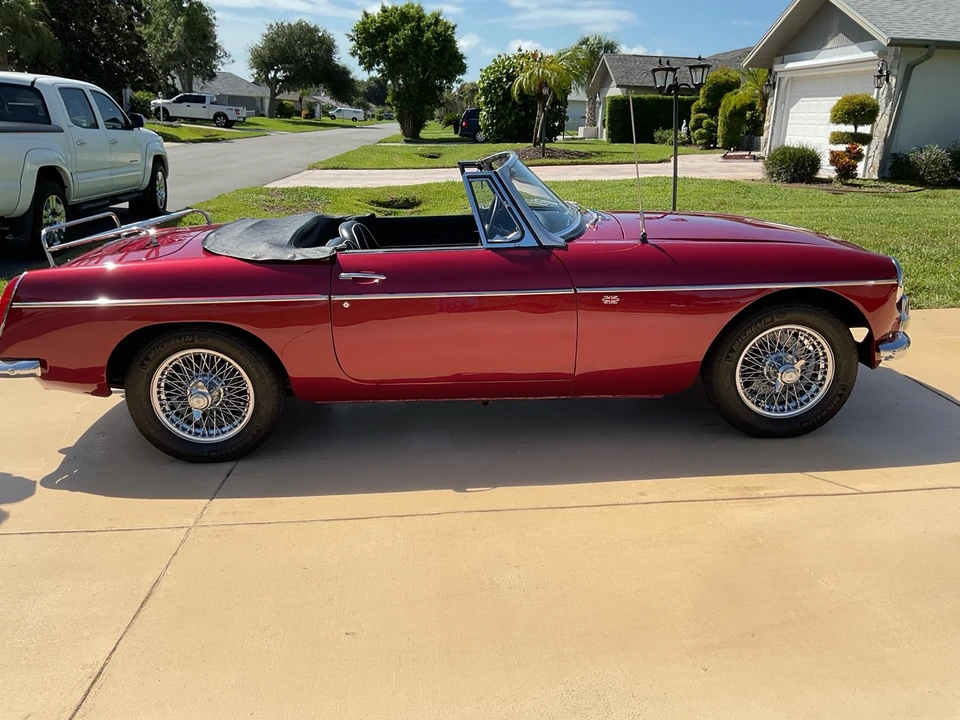 1966 MG MGB Roadster - Image 2 of 13