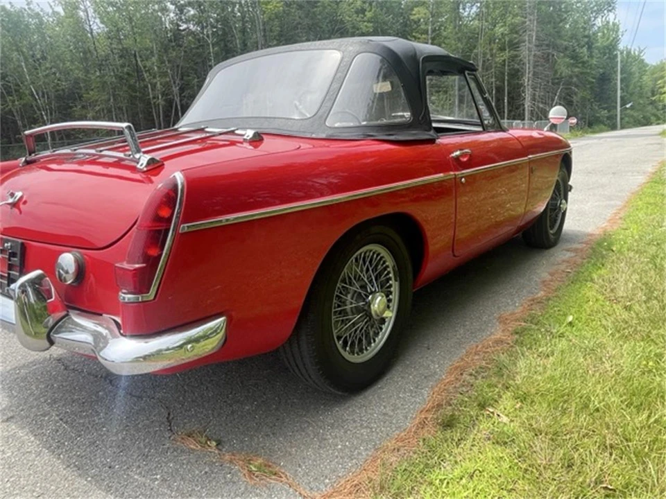 1966 MG MGB Roadster - Image 11 of 13