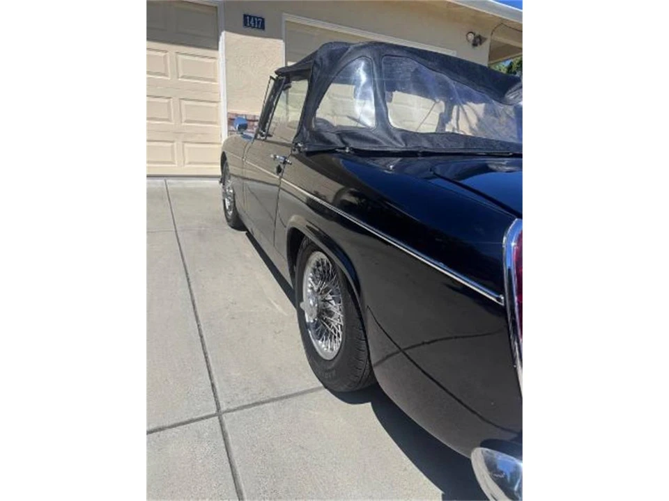 1966 MG MGB Roadster - Image 17 of 25