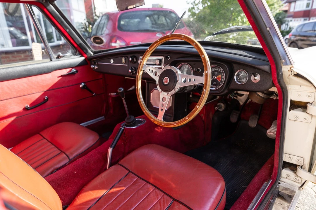 1966 MG MGB GT - Image 27 of 30