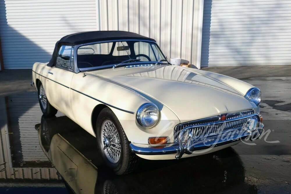 1966 MG MGB Roadster - Image 10 of 15