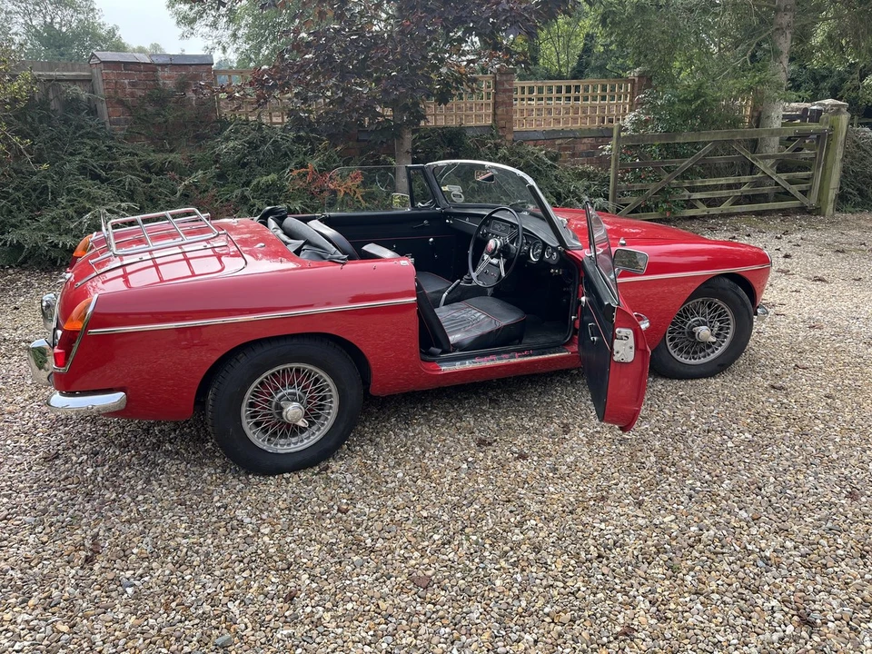 1966 MG MGB Roadster - Image 13 of 30