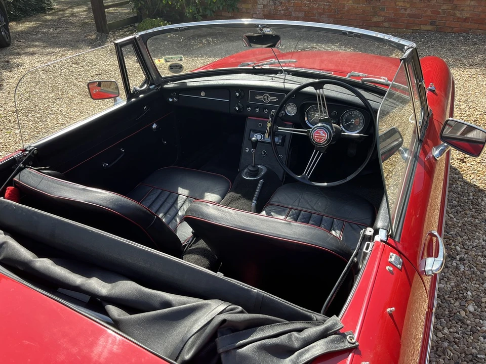 1966 MG MGB Roadster - Image 20 of 30