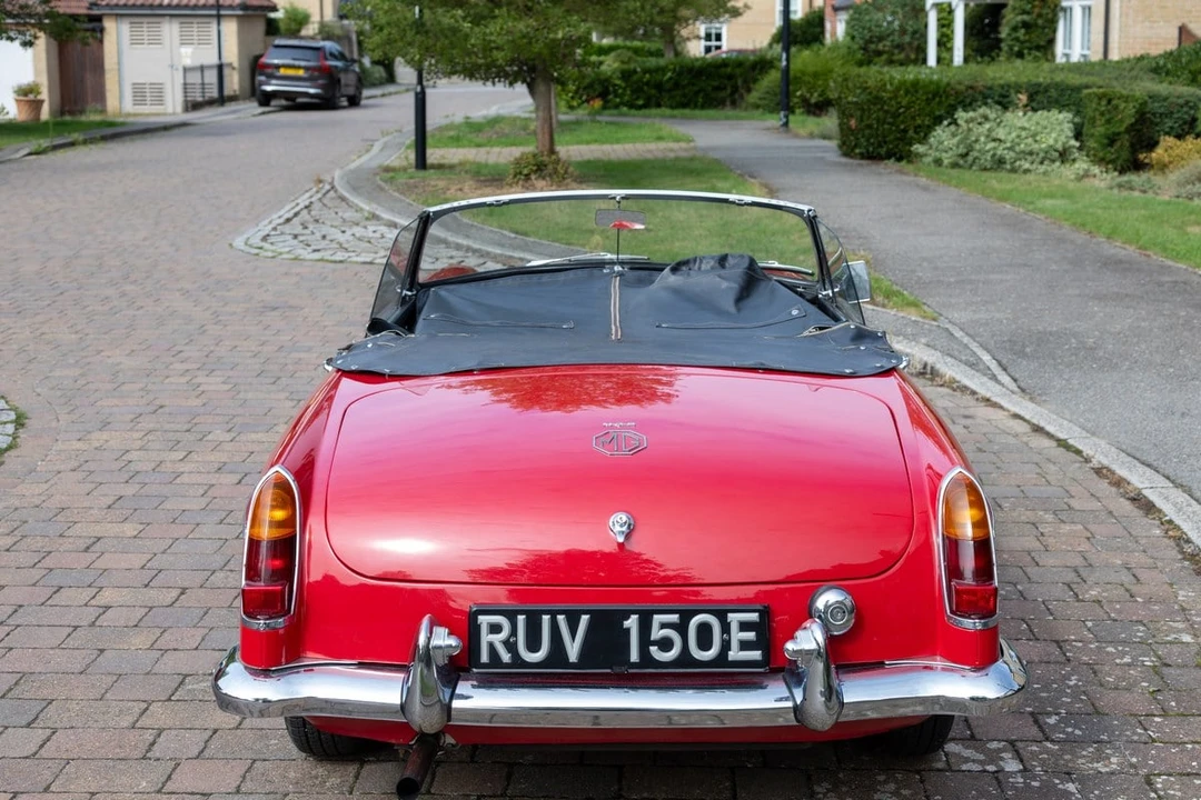 1965 MG MGB Roadster - Image 13 of 30