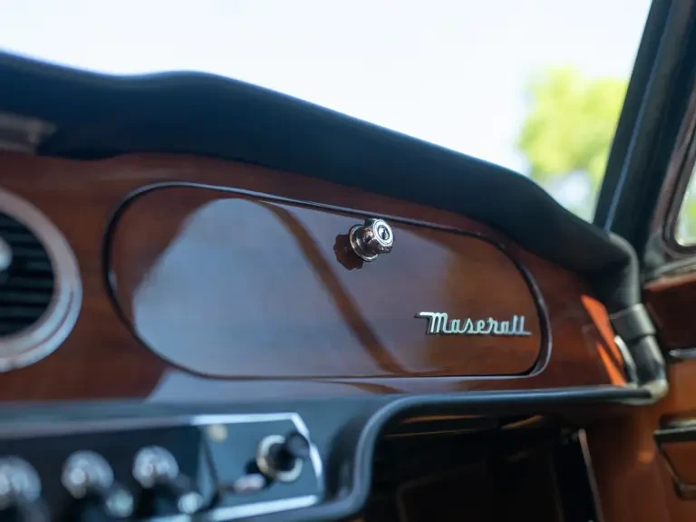 1966 Maserati Mexico - Image 21 of 31