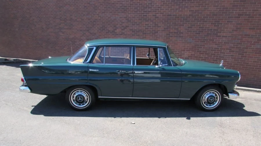 1966 Mercedes-Benz W110 - Image 2 of 6