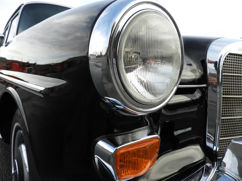 1966 Mercedes-Benz W110 - Image 25 of 31