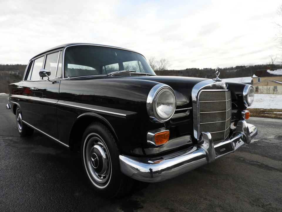1966 Mercedes-Benz W110 - Image 14 of 31