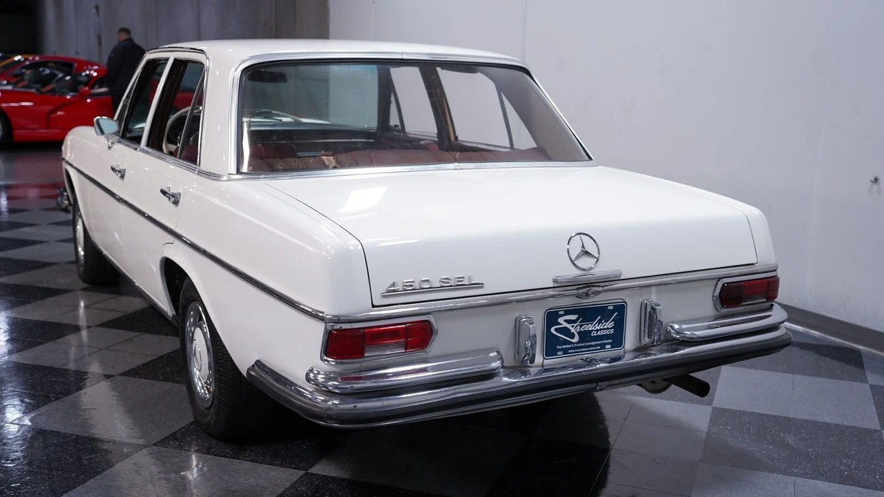 1966 Mercedes-Benz W110 - Image 9 of 12