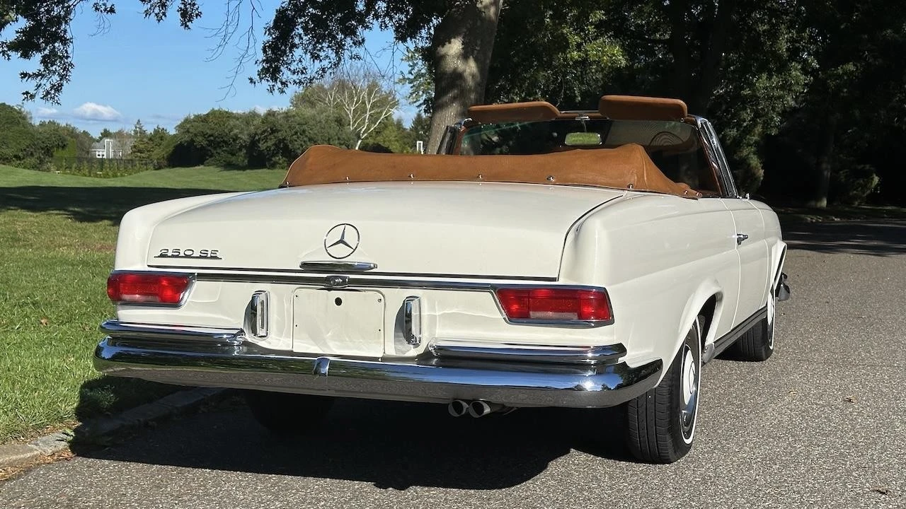 1966 Mercedes-Benz W110 - Image 13 of 21