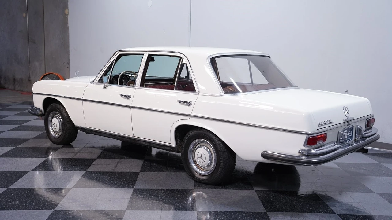 1966 Mercedes-Benz W110 - Image 8 of 12