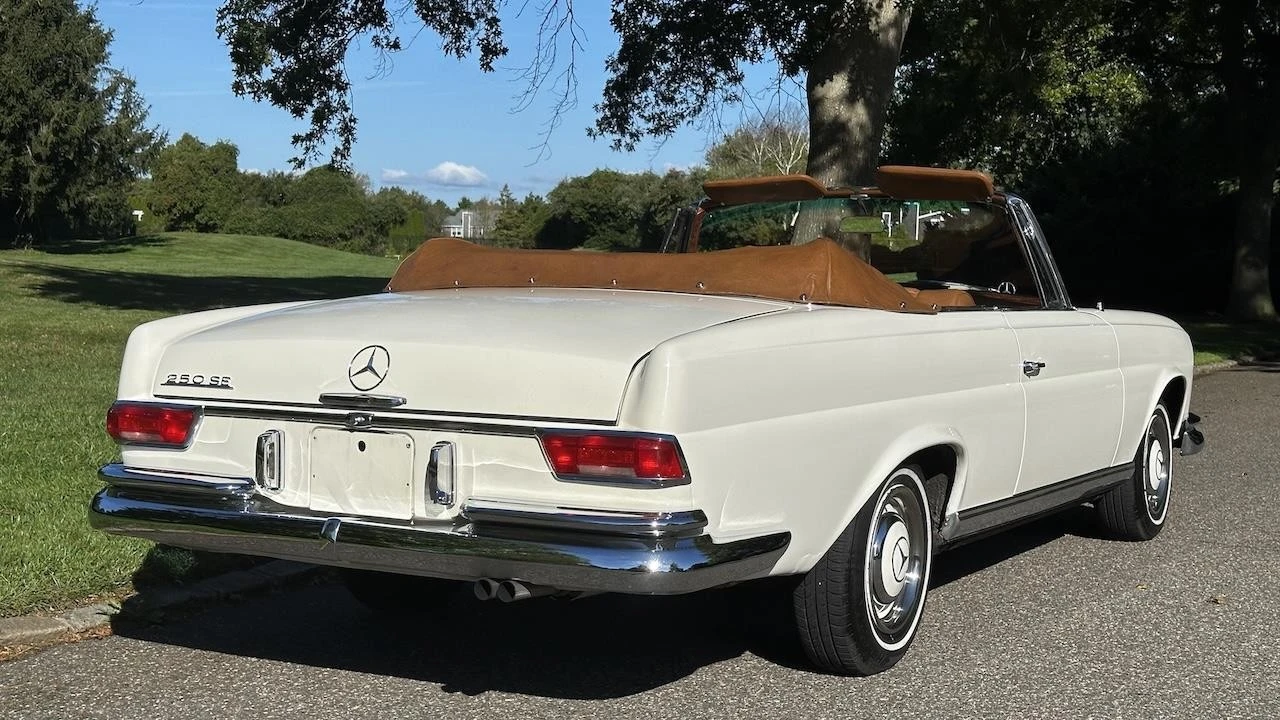 1966 Mercedes-Benz W110 - Image 12 of 21