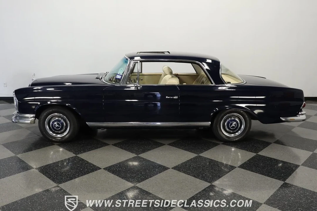 1966 Mercedes-Benz W110 - Image 3 of 21