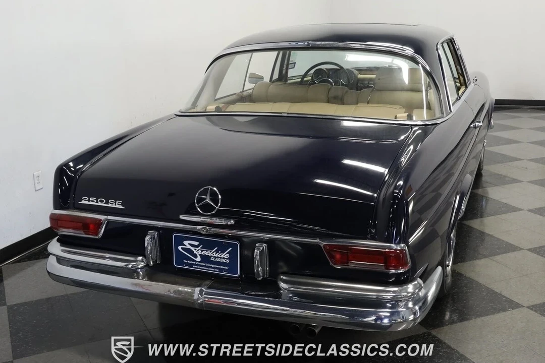 1966 Mercedes-Benz W110 - Image 10 of 21