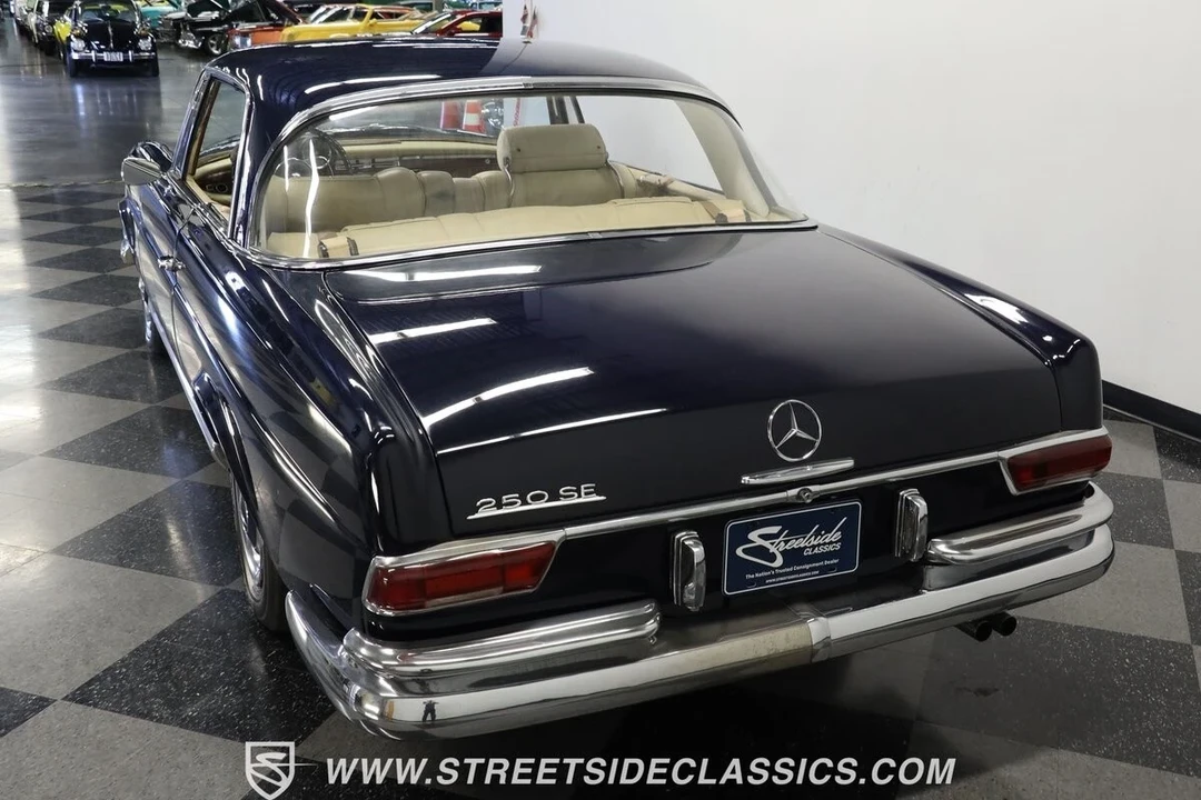 1966 Mercedes-Benz W110 - Image 8 of 21