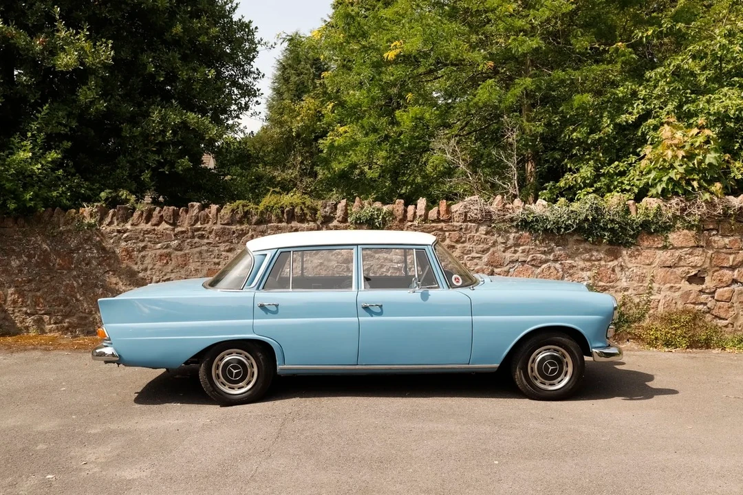 1966 Mercedes-Benz W110 - Image 14 of 31