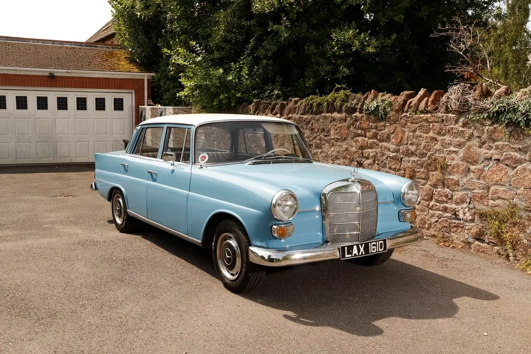 1966 Mercedes-Benz W110 - Image 3 of 31
