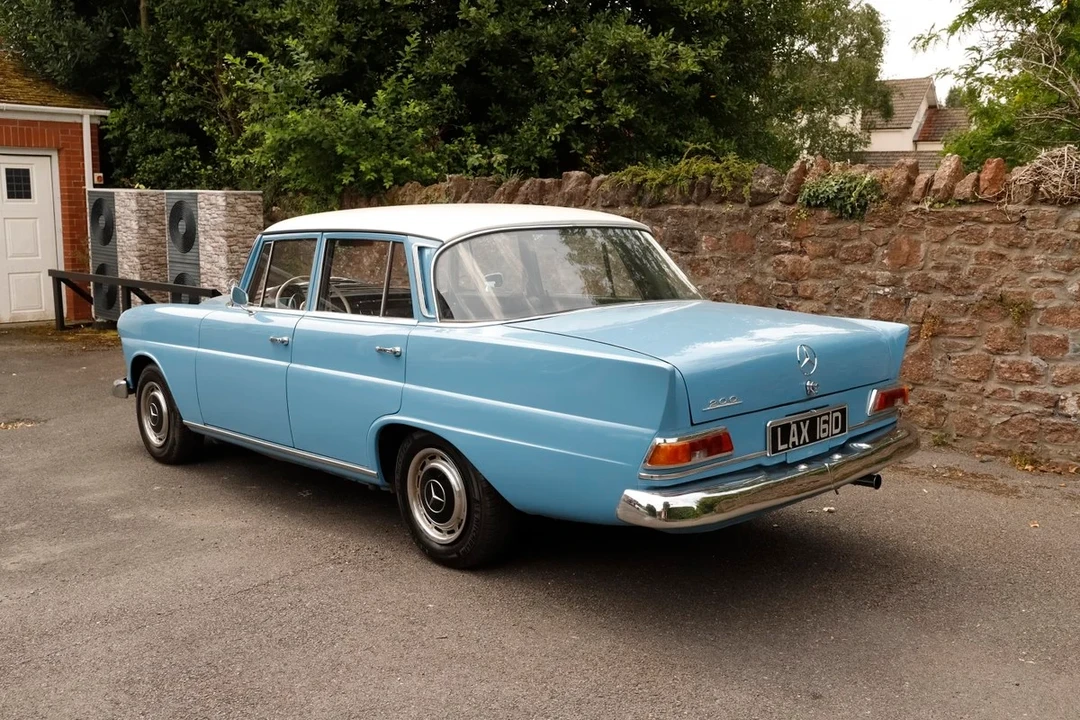 1966 Mercedes-Benz W110 - Image 19 of 31