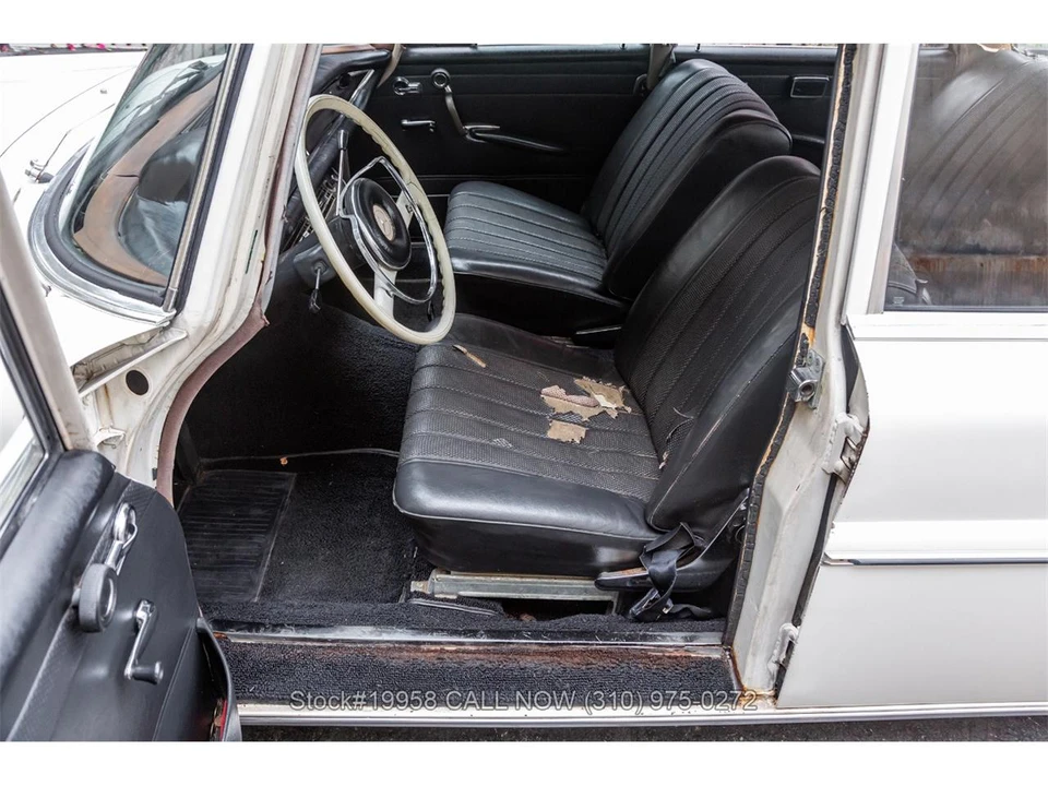 1966 Mercedes-Benz W110 - Image 15 of 31