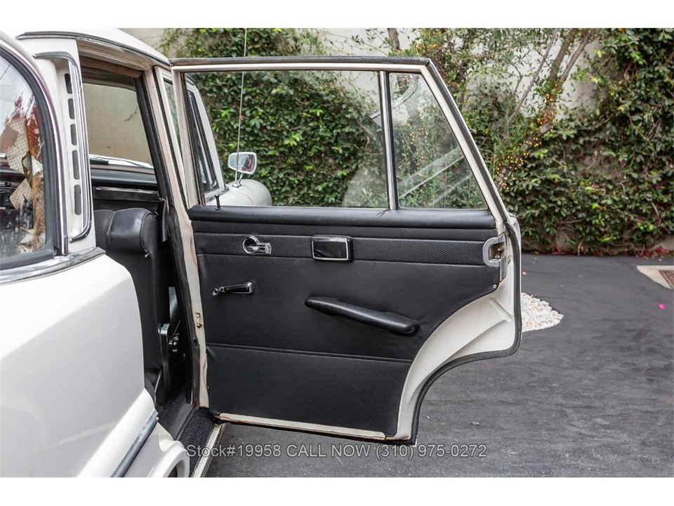 1966 Mercedes-Benz W110 - Image 22 of 31