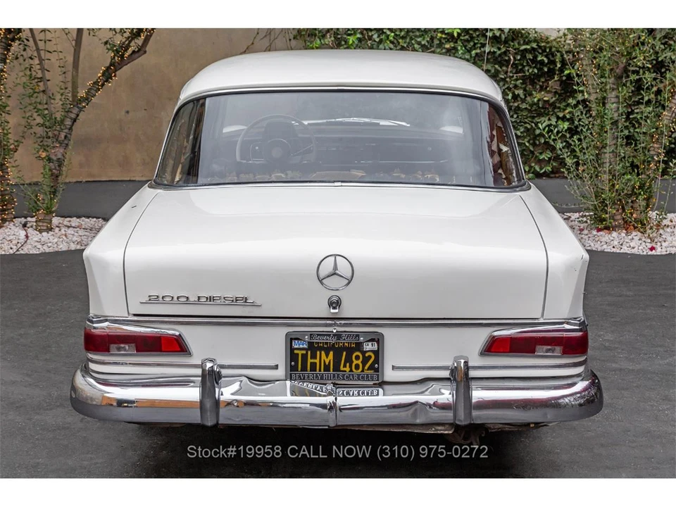 1966 Mercedes-Benz W110 - Image 6 of 31