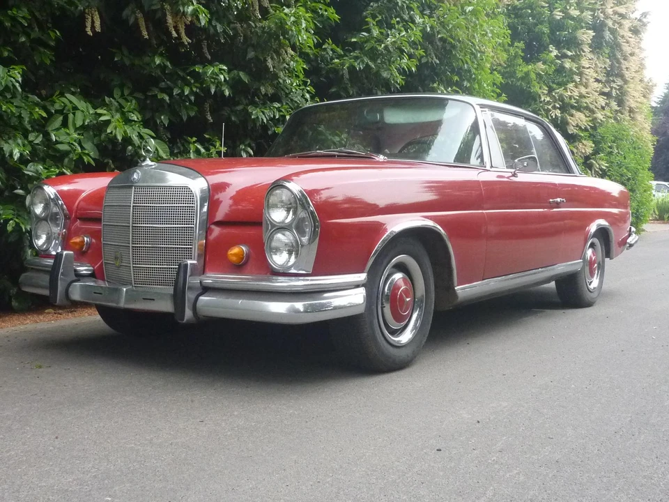 1966 Mercedes-Benz W111 Coupe - Image 2 of 31