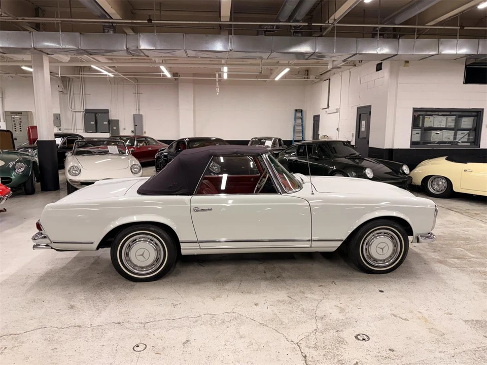 1966 Mercedes-Benz W110 - Image 22 of 31