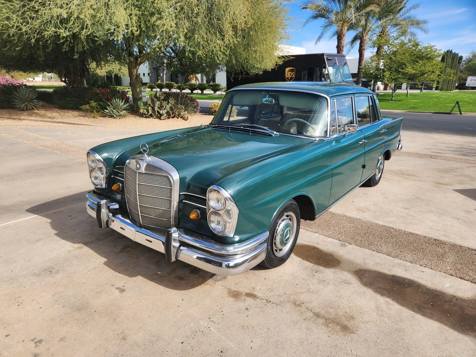 1966 Mercedes-Benz W111 Sedan - Image 5 of 31
