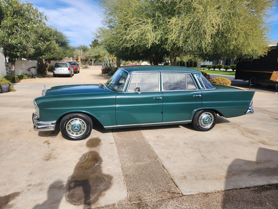 1966 Mercedes-Benz W111 Sedan - Image 7 of 31