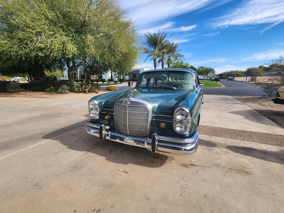 1966 Mercedes-Benz W111 Sedan - Image 2 of 31