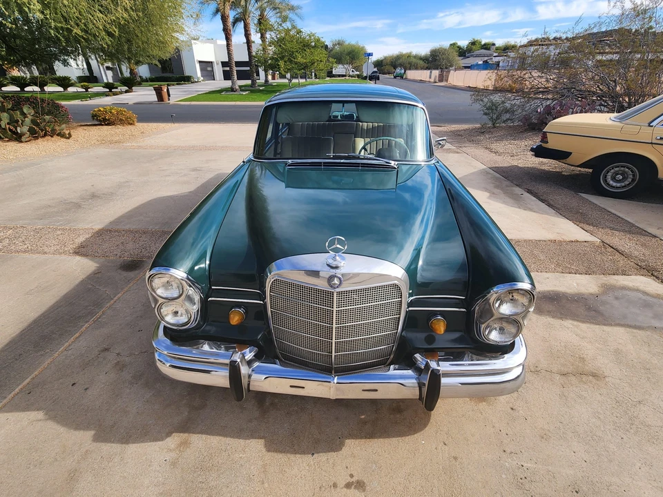 1966 Mercedes-Benz W111 Sedan - Image 17 of 31