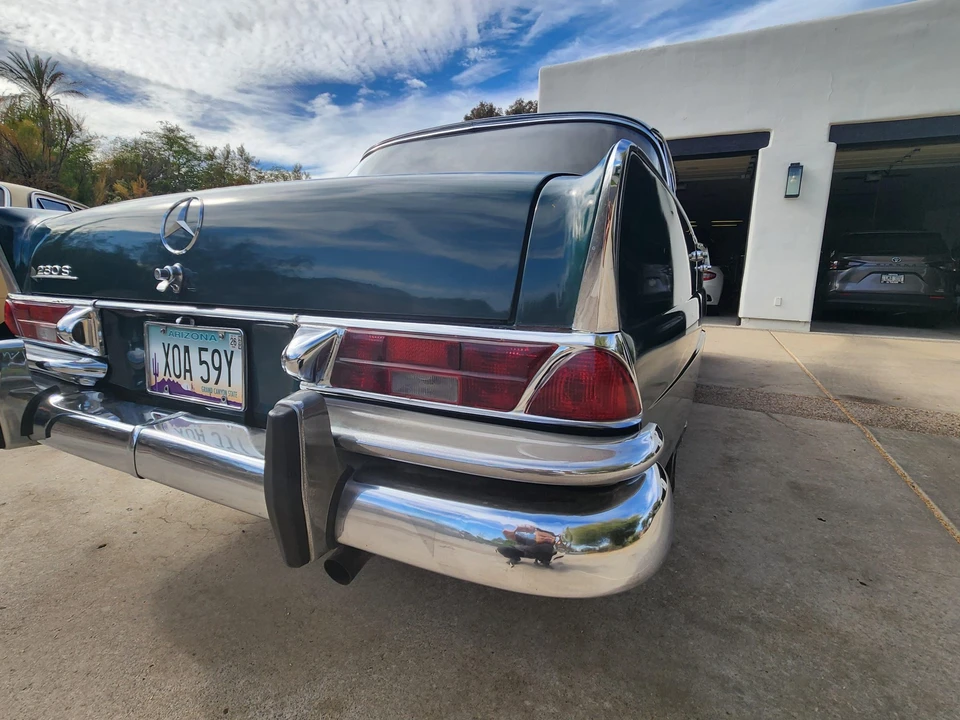 1966 Mercedes-Benz W111 Sedan - Image 29 of 31