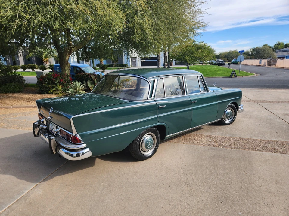 1966 Mercedes-Benz W111 Sedan - Image 12 of 31