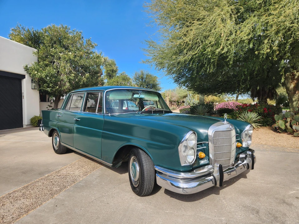 1966 Mercedes-Benz W111 Sedan - Image 15 of 31