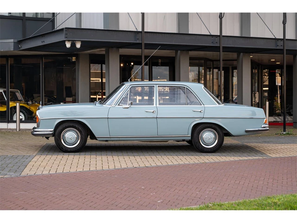 1966 Mercedes-Benz W108 & W109 - Image 2 of 11