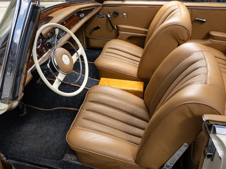 1966 Mercedes-Benz W111 Cabriolet - Image 19 of 31