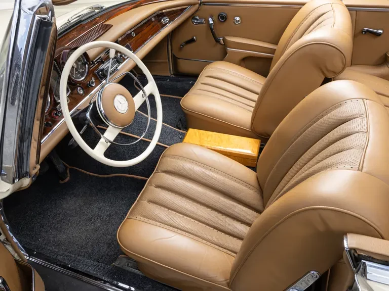 1966 Mercedes-Benz W111 Cabriolet - Image 5 of 31