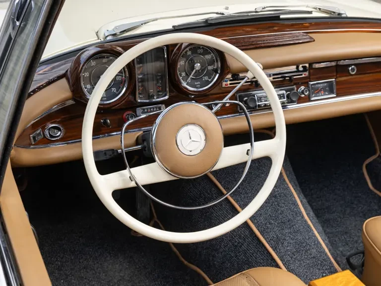 1966 Mercedes-Benz W111 Cabriolet - Image 23 of 31