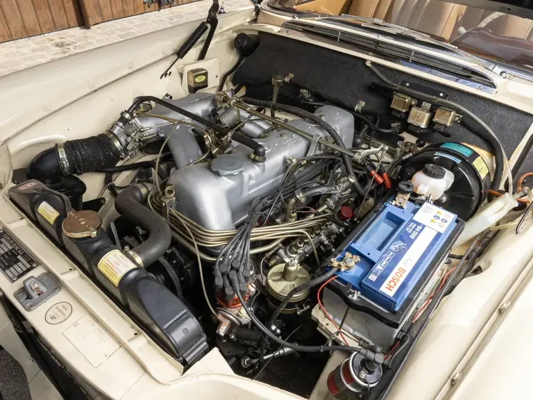 1966 Mercedes-Benz W111 Cabriolet - Image 4 of 31