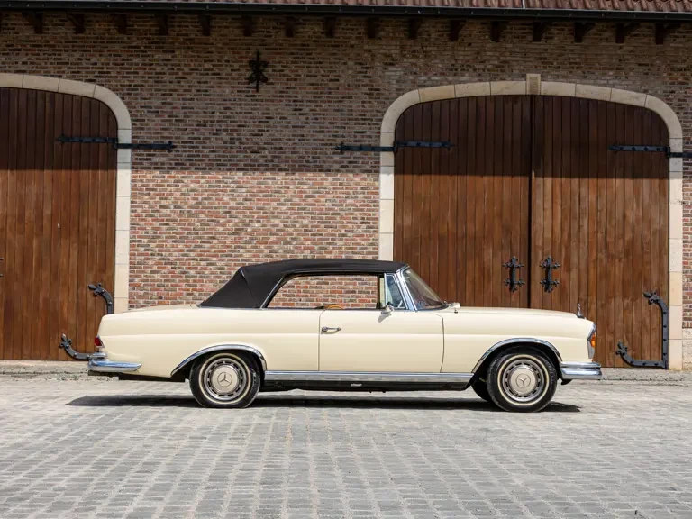 1966 Mercedes-Benz W111 Cabriolet - Image 7 of 31